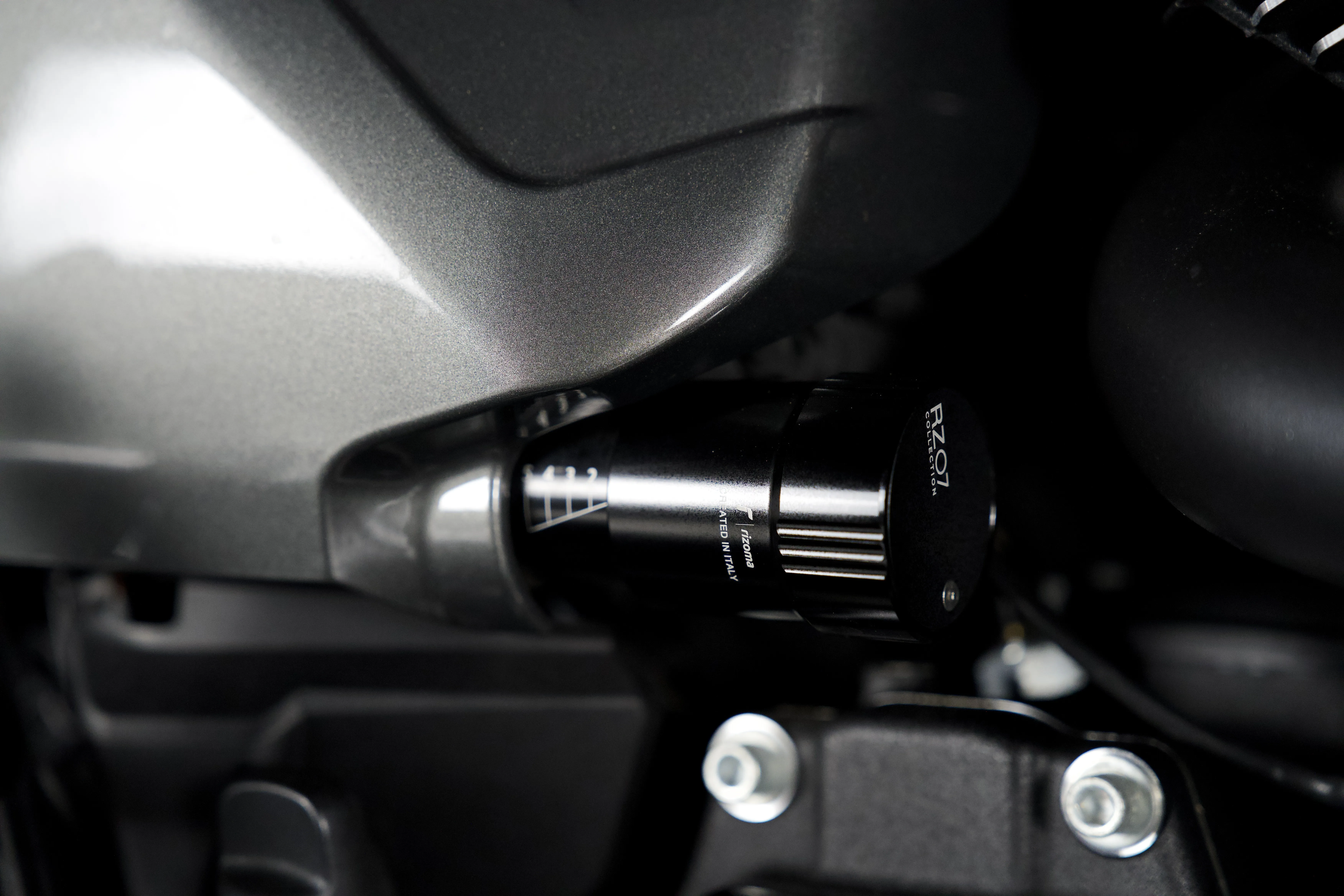 Détail des accessoires Rizoma