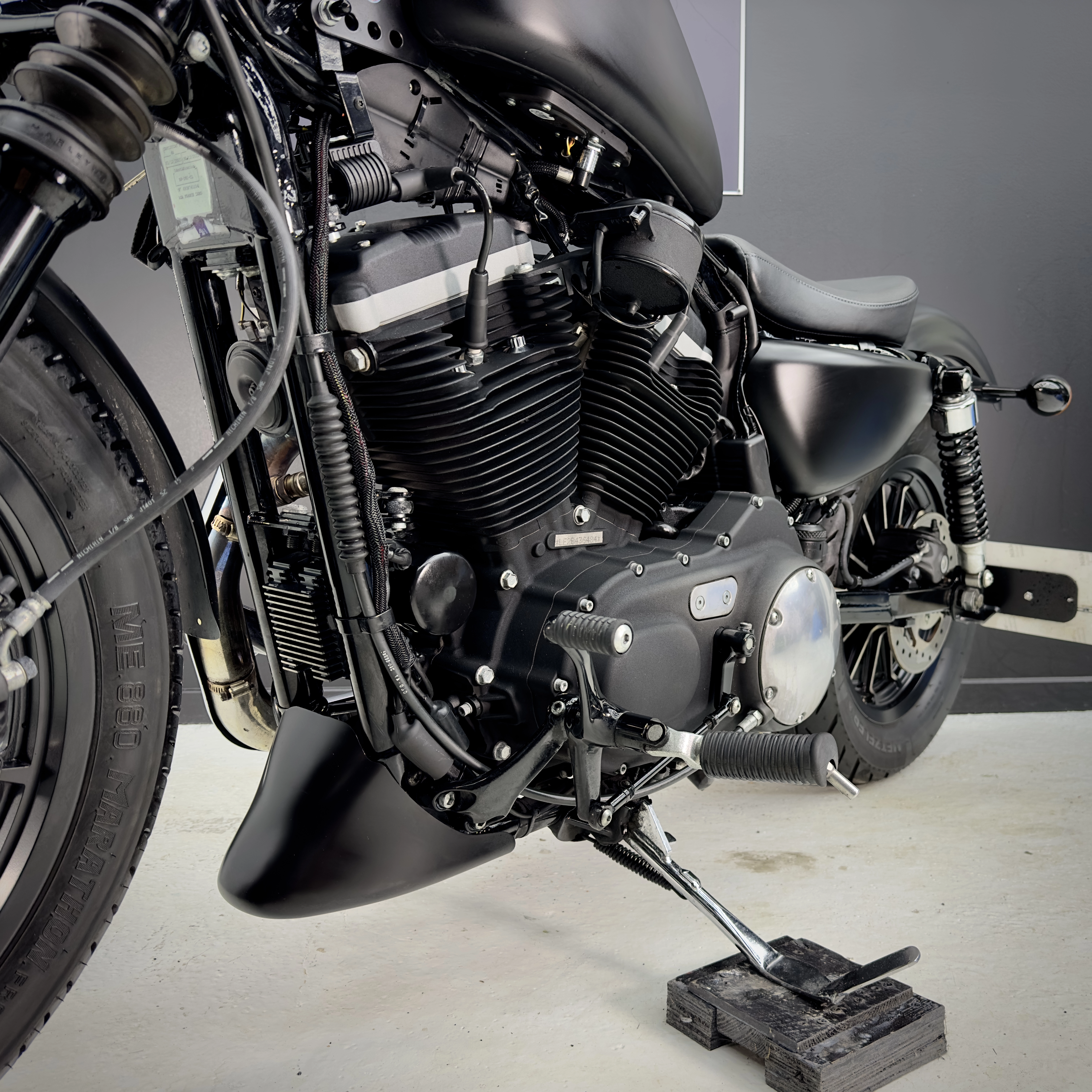 Iron 883 vue latérale