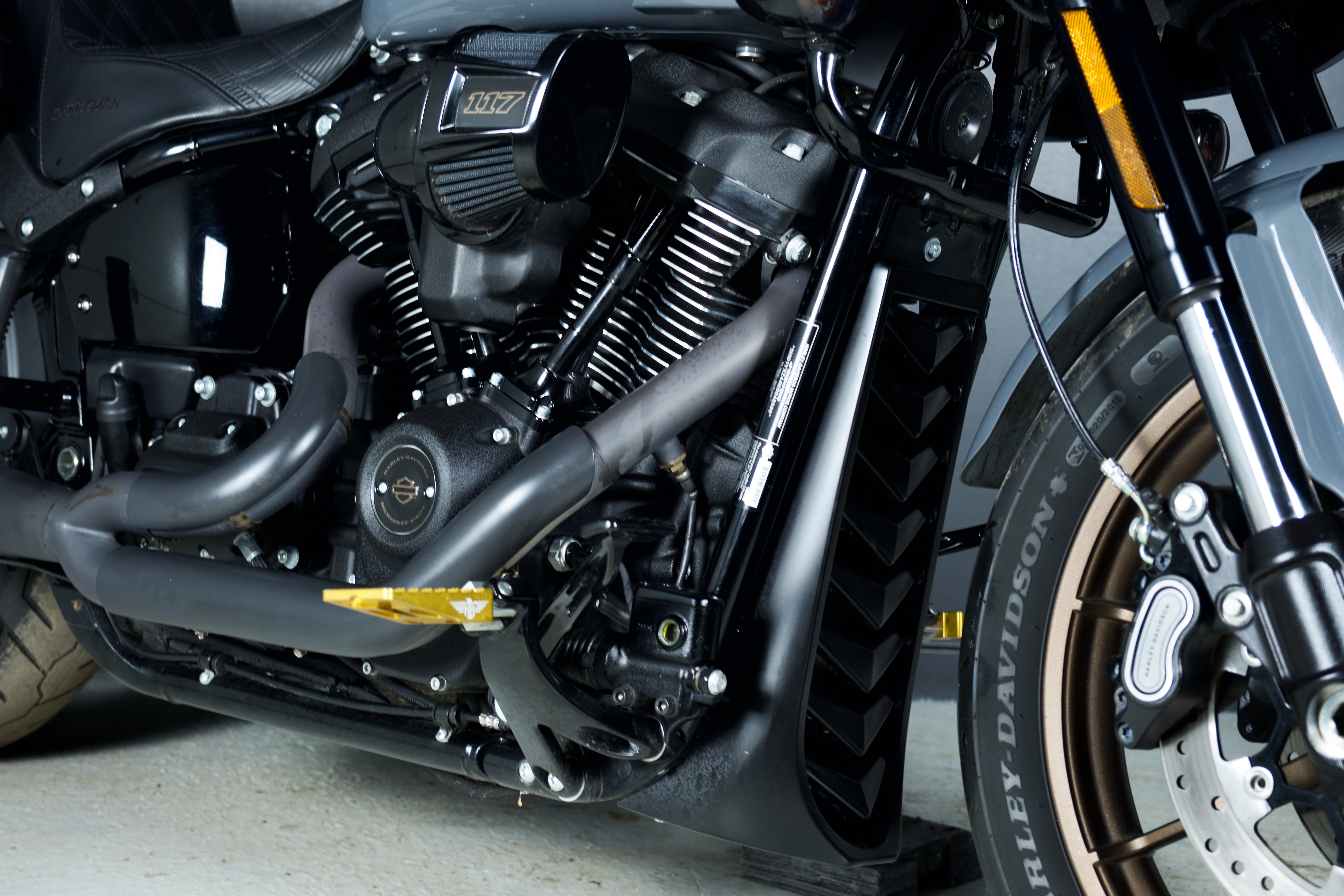 Vue latérale avec sacoches