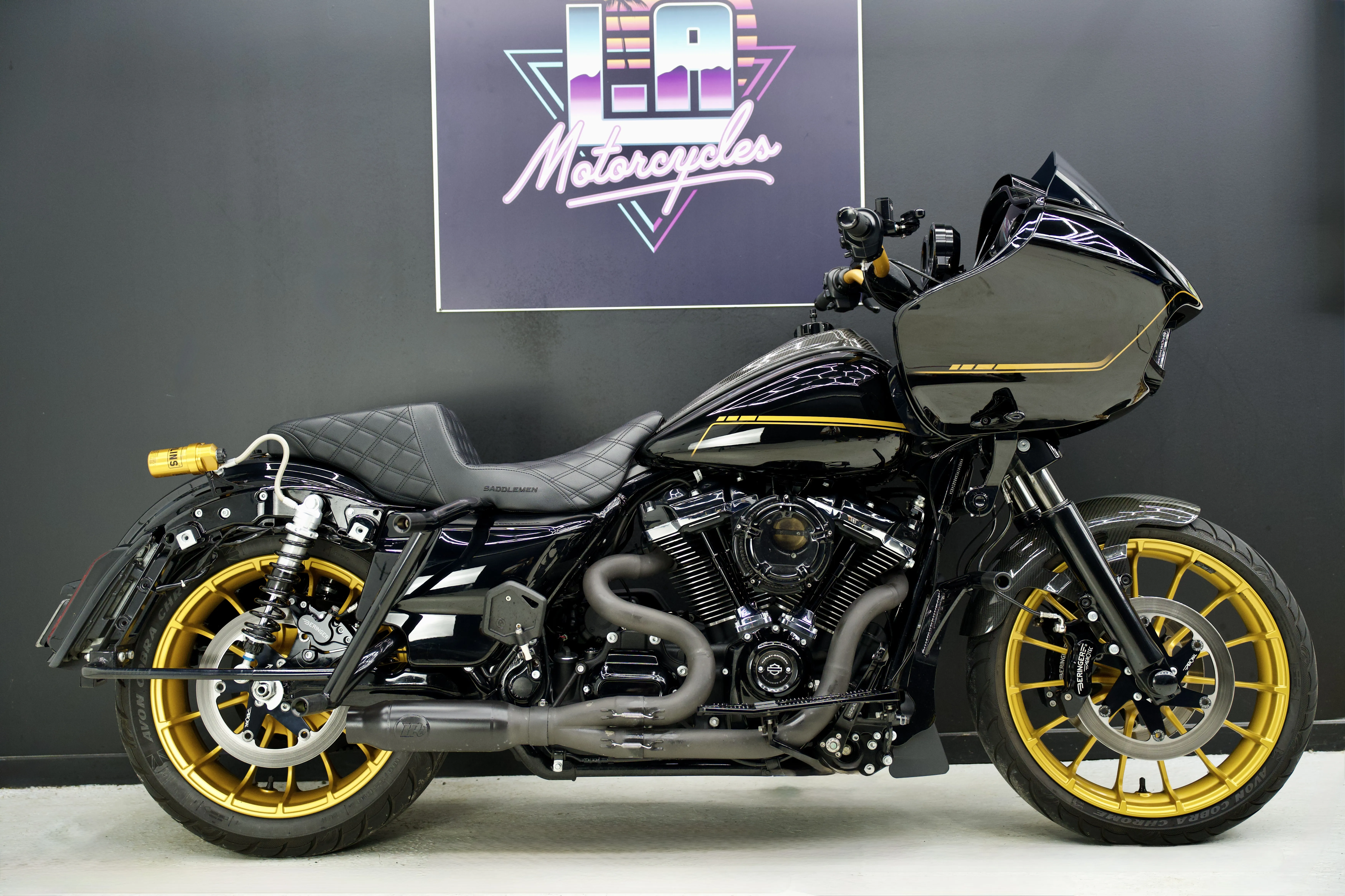 Road Glide Blackout - vue DSC00612