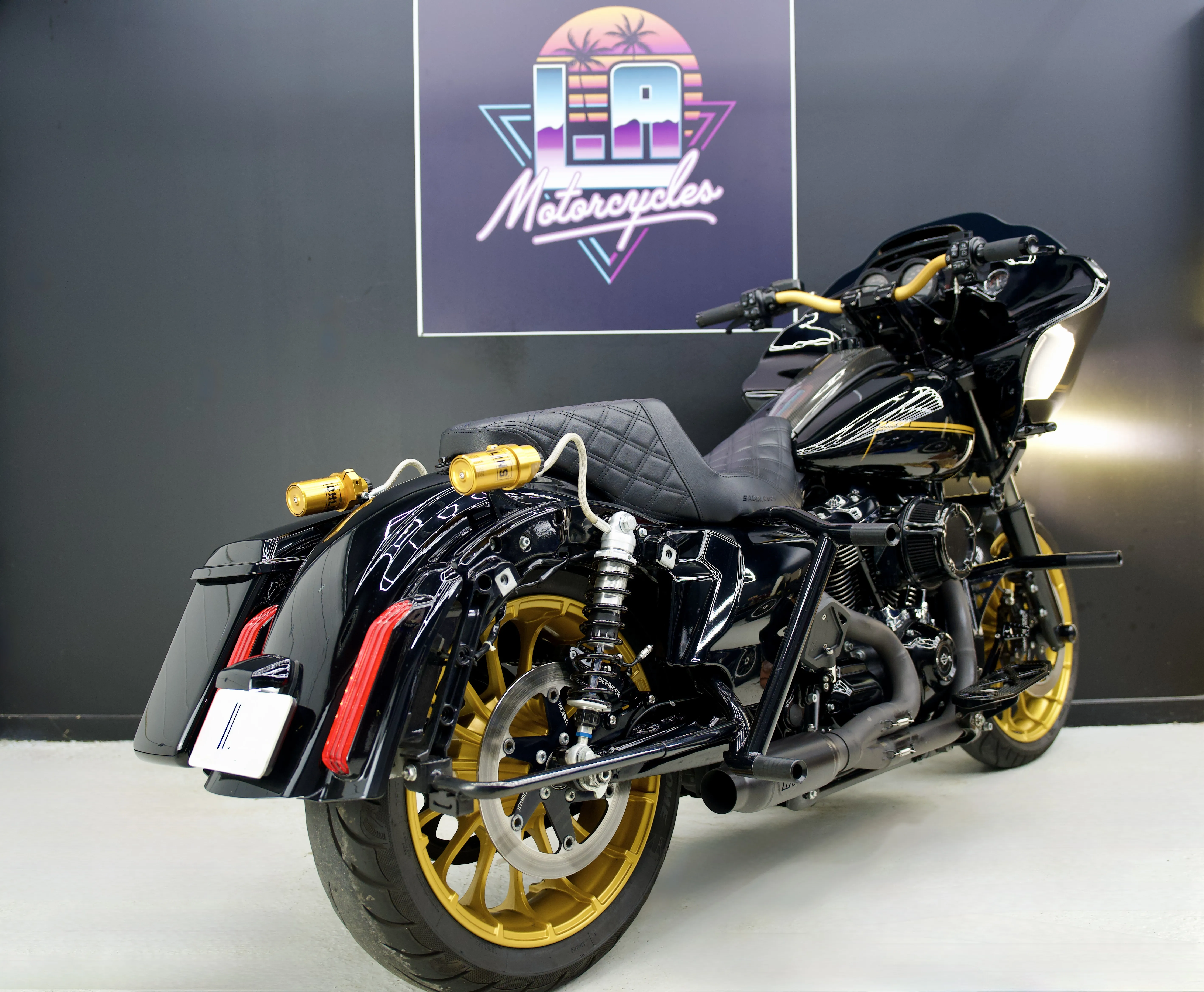 Road Glide Blackout - vue DSC00615